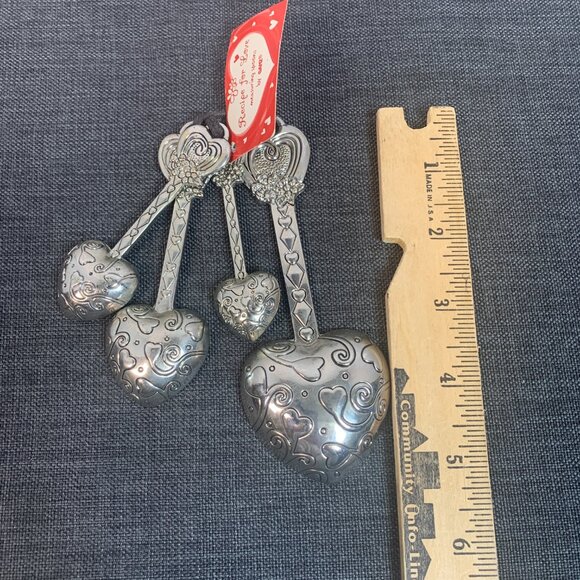 Ganz Silver Tone Metal 'Recipe for Love' Measuring Spoons Set Heart Shaped - Picture 9 of 9
